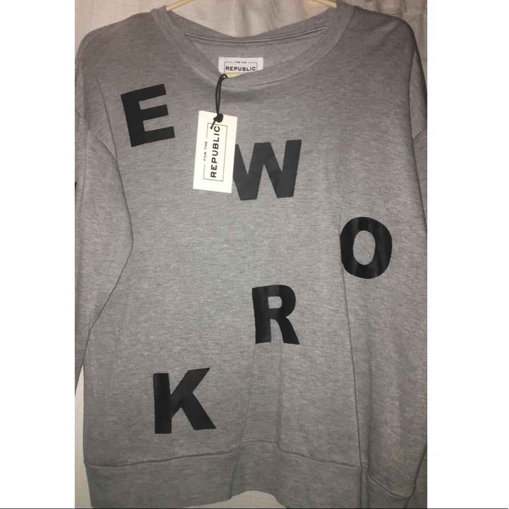 Sweatshirt